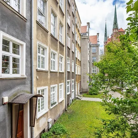Chlebnicka In Old Town By Renters Gdansk
